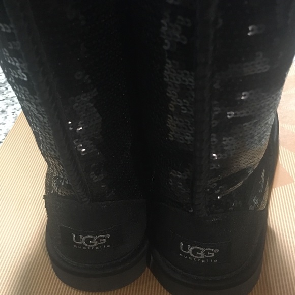 Sequin Black UGG boots - Fashion at its best - Picture 6 of 6